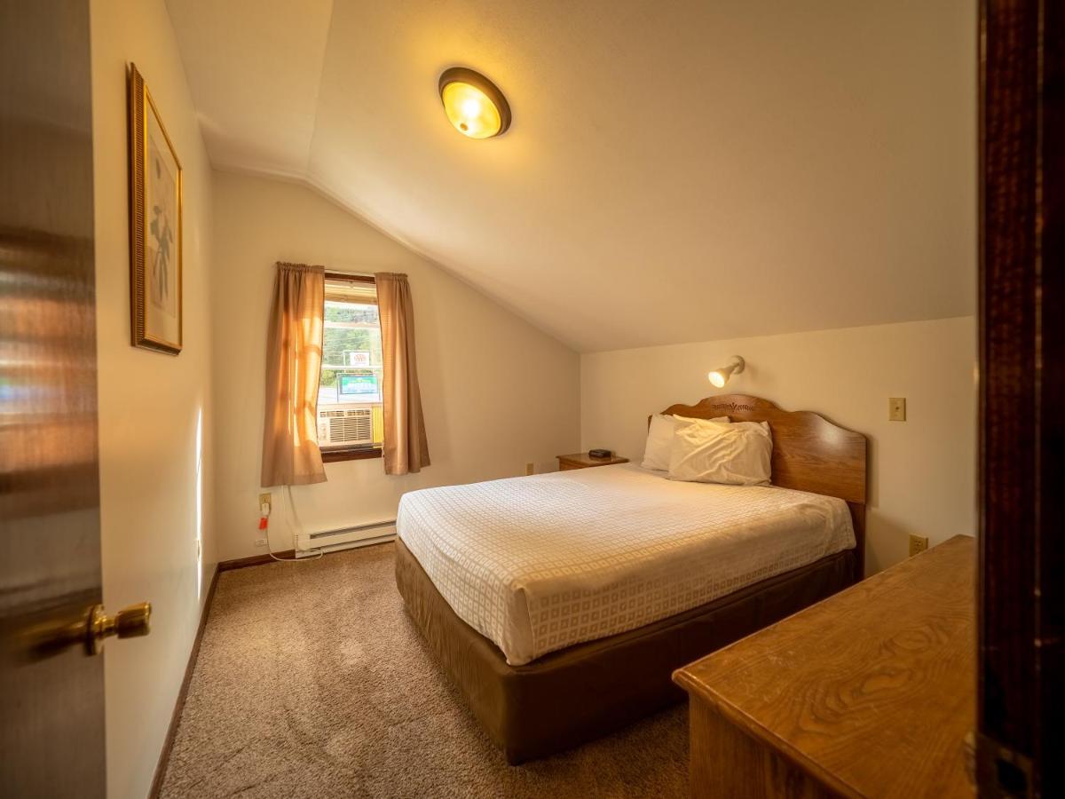 Lake 'N Pines Motel Cooperstown Exteriér fotografie
